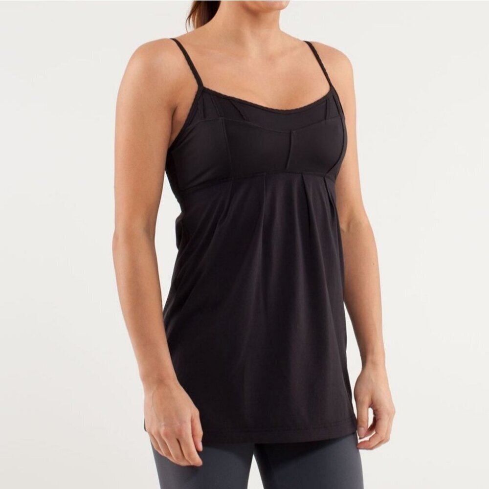 Lululemon Debut Tank Cami Top Pleated Shelf Bra Adjustable Strap Black Women 4‎